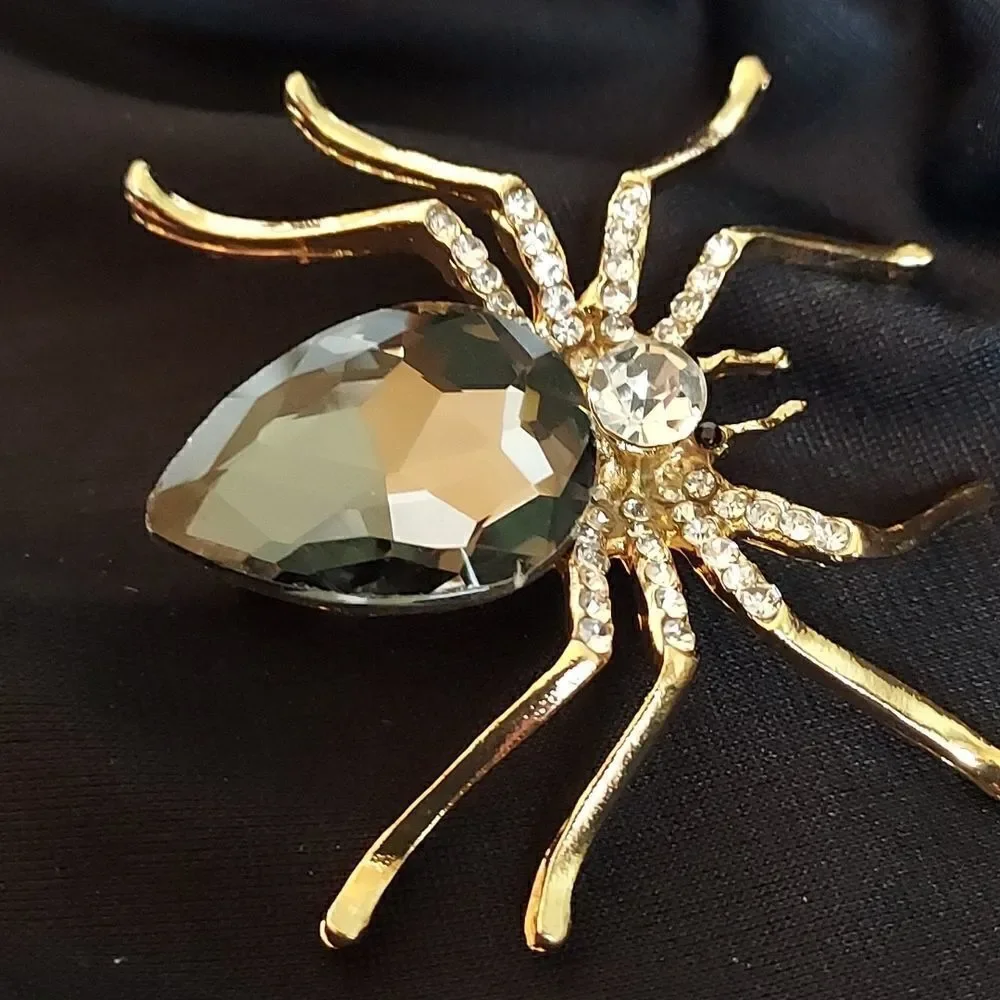CRYSTAL SPIDER BROOCH